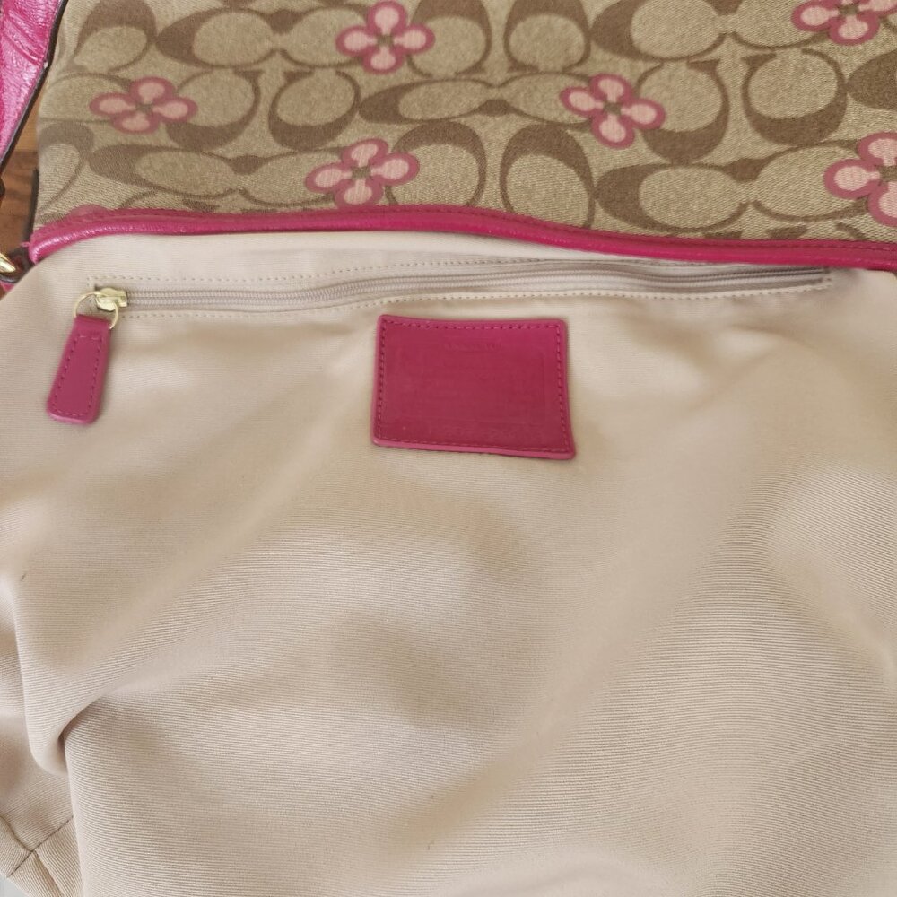 Coach Peyton Signature Khaki & Pink Crossbody Bag Purse Large - Picture 10 of 11